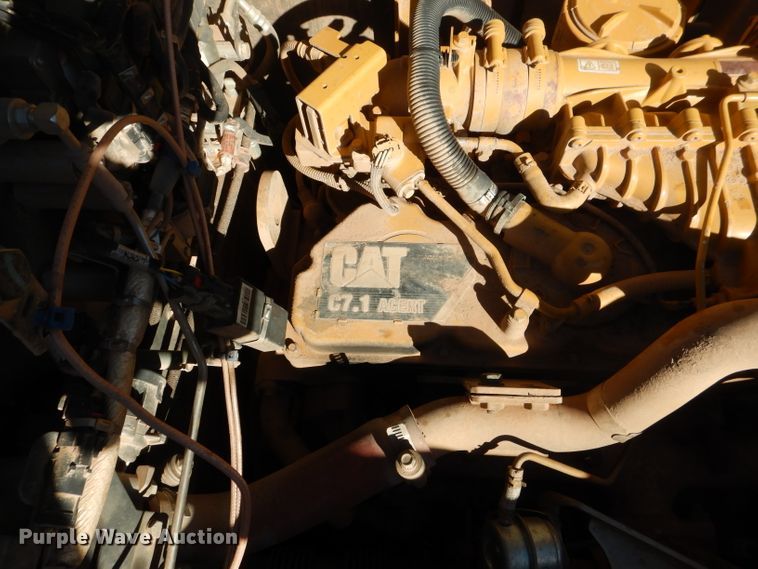 image for item DJ8792 2013 Caterpillar 329E L  excavator