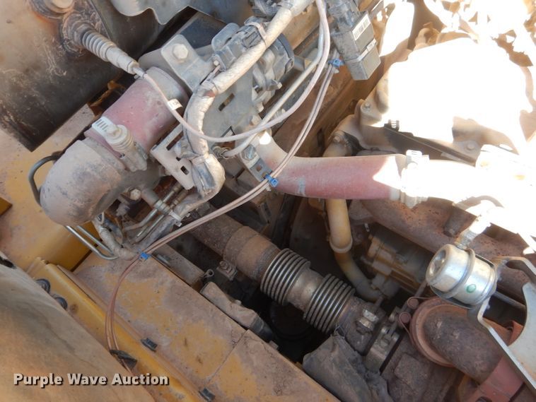 image for item DJ8792 2013 Caterpillar 329E L  excavator