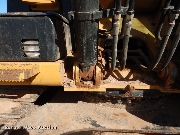 image for item DJ8792 2013 Caterpillar 329E L  excavator