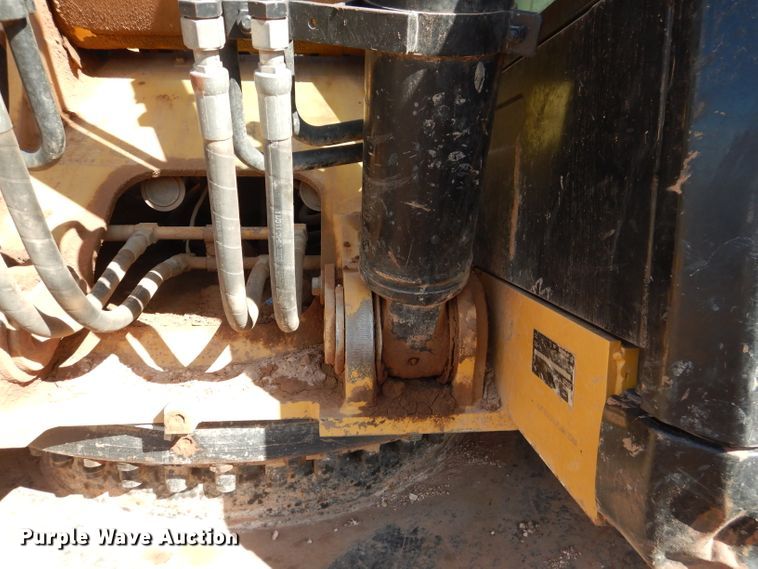 image for item DJ8792 2013 Caterpillar 329E L  excavator