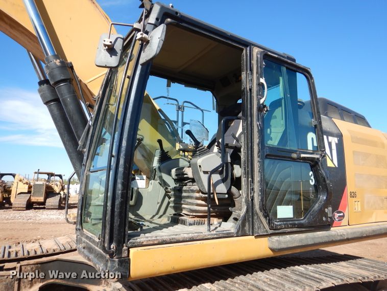 image for item DJ8792 2013 Caterpillar 329E L  excavator
