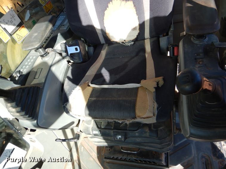 image for item DJ8792 2013 Caterpillar 329E L  excavator