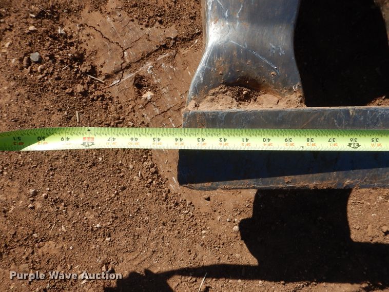 image for item DJ8792 2013 Caterpillar 329E L  excavator