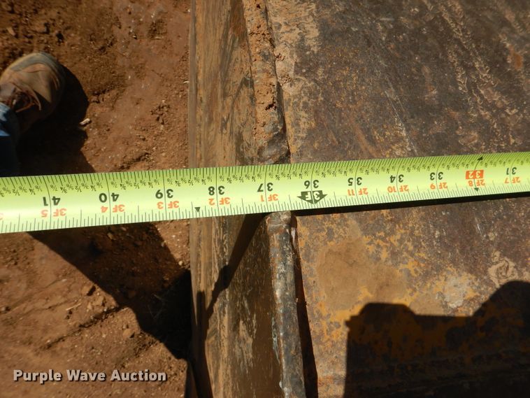 image for item DJ8792 2013 Caterpillar 329E L  excavator