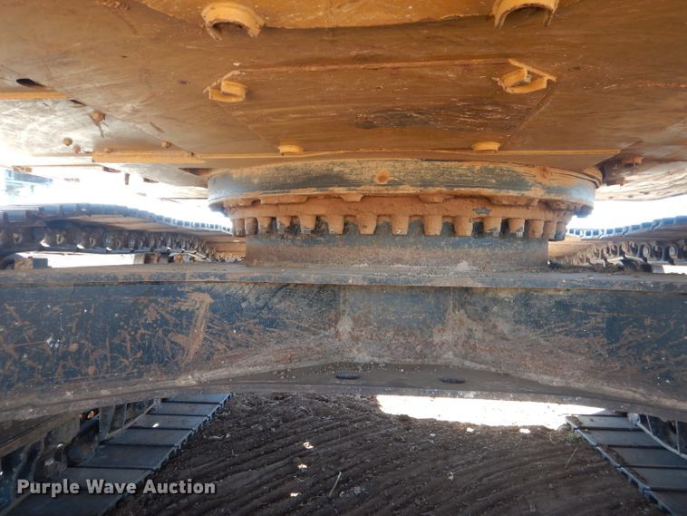 image for item DJ8793 2013 Caterpillar 329E L  excavator