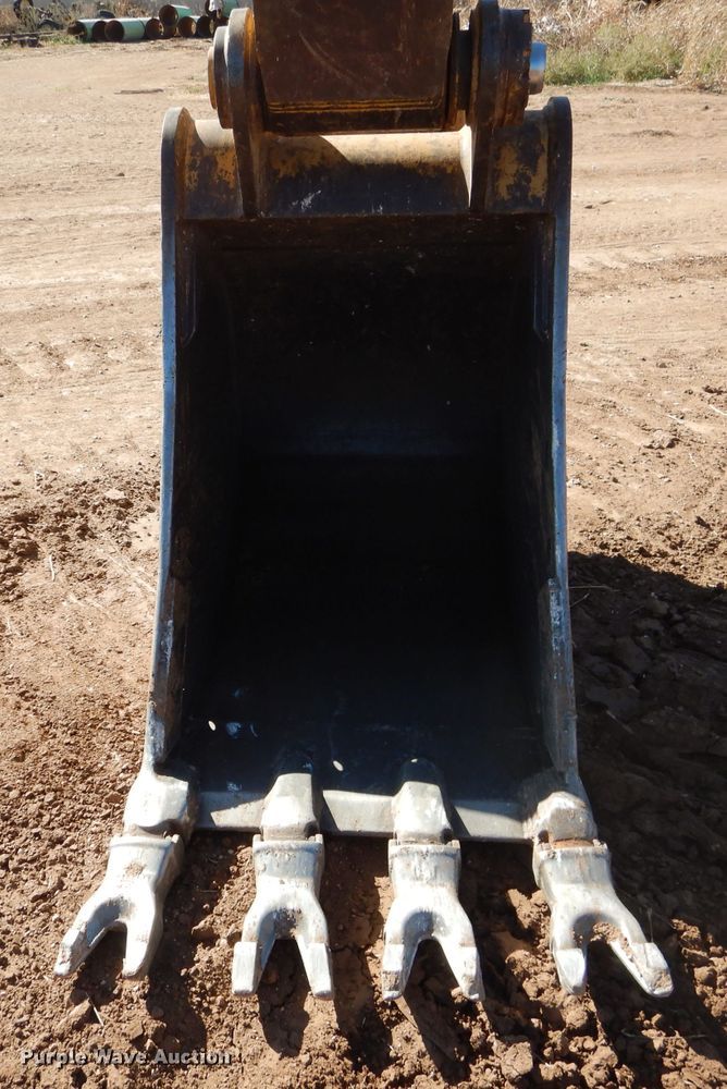 image for item DJ8793 2013 Caterpillar 329E L  excavator