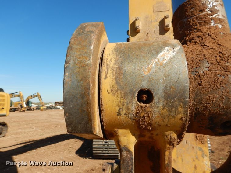 image for item DJ8793 2013 Caterpillar 329E L  excavator