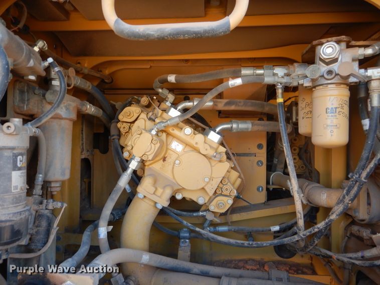 image for item DJ8793 2013 Caterpillar 329E L  excavator