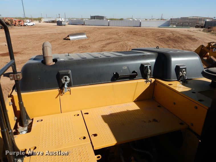 image for item DJ8793 2013 Caterpillar 329E L  excavator