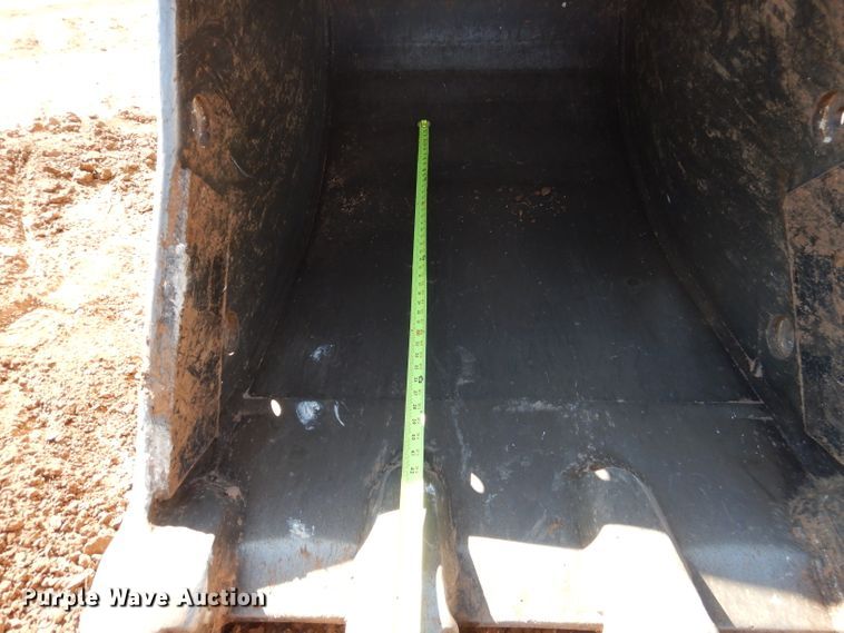 image for item DJ8793 2013 Caterpillar 329E L  excavator