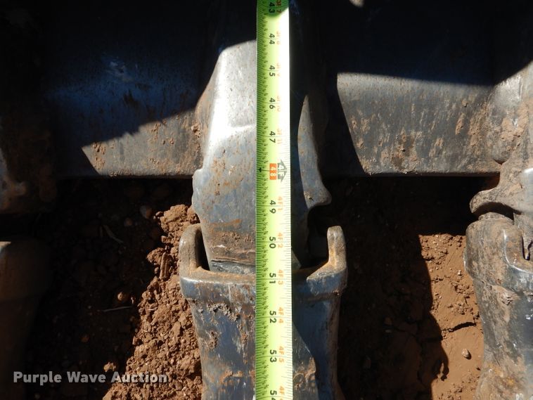 image for item DJ8793 2013 Caterpillar 329E L  excavator