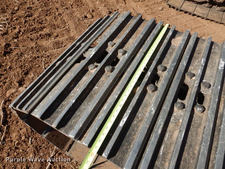 image for item DJ8793 2013 Caterpillar 329E L  excavator