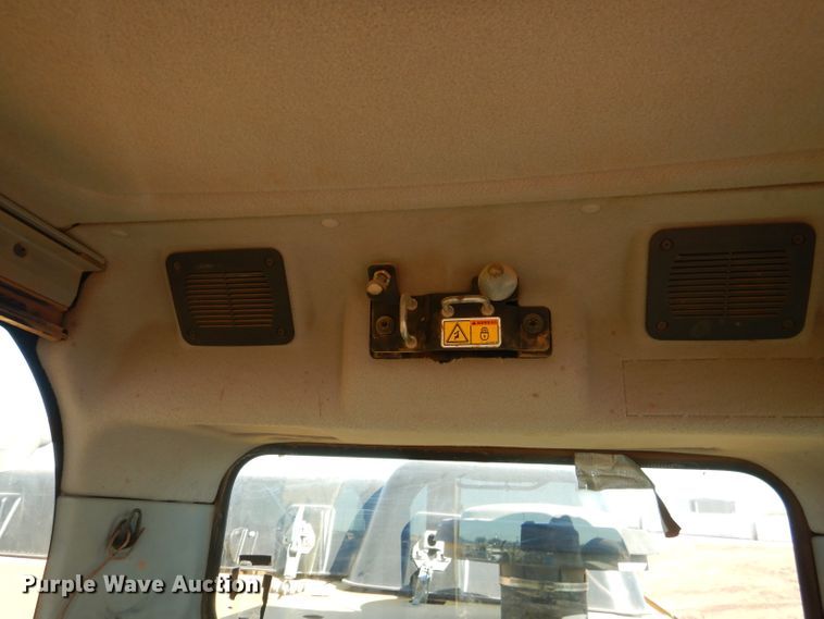 image for item DJ8793 2013 Caterpillar 329E L  excavator