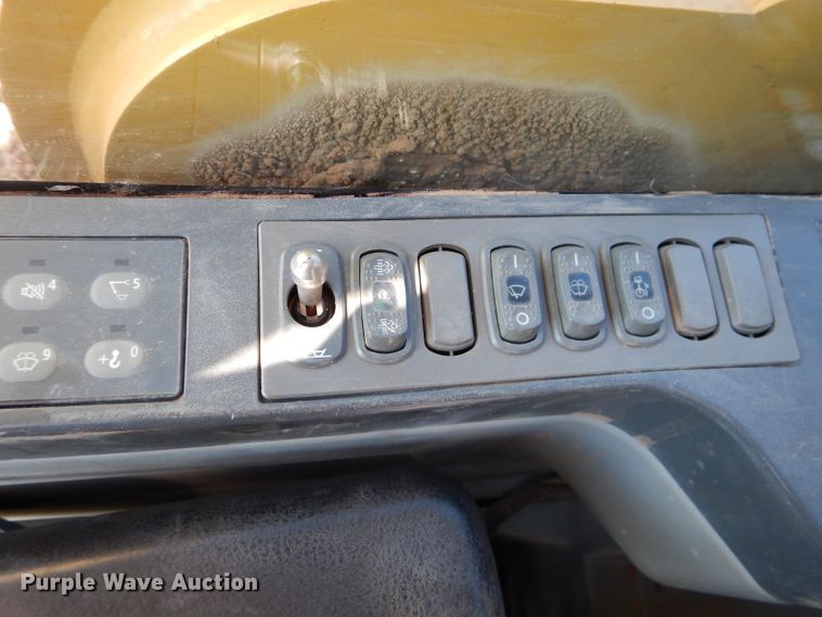 image for item DJ8793 2013 Caterpillar 329E L  excavator