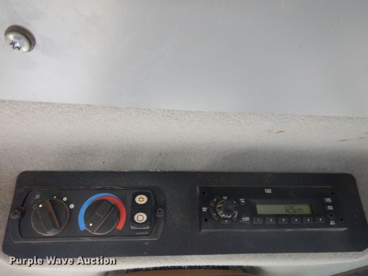 image for item DJ8794 2012 Caterpillar D6T XL VP  dozer