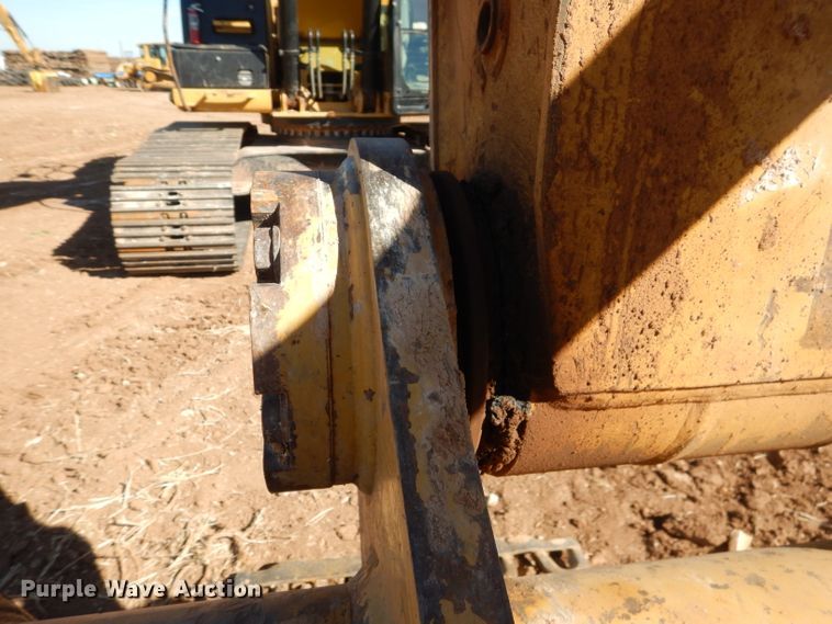 image for item DJ8809 2013 Caterpillar 329E L  excavator