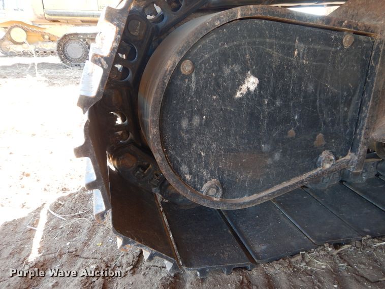 image for item DJ8809 2013 Caterpillar 329E L  excavator