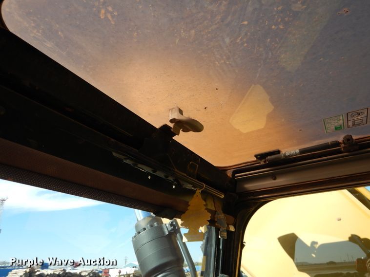 image for item DJ8809 2013 Caterpillar 329E L  excavator