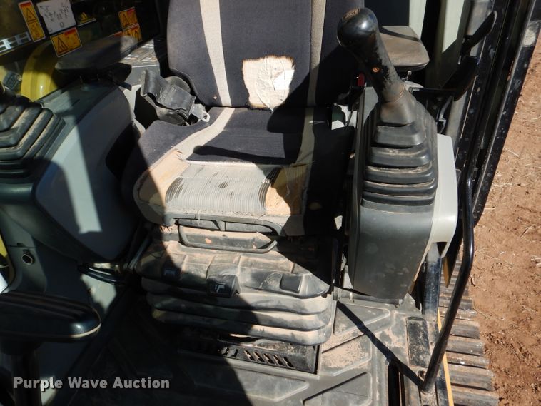 image for item DJ8809 2013 Caterpillar 329E L  excavator