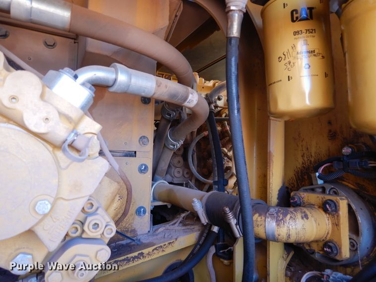 image for item DJ8809 2013 Caterpillar 329E L  excavator