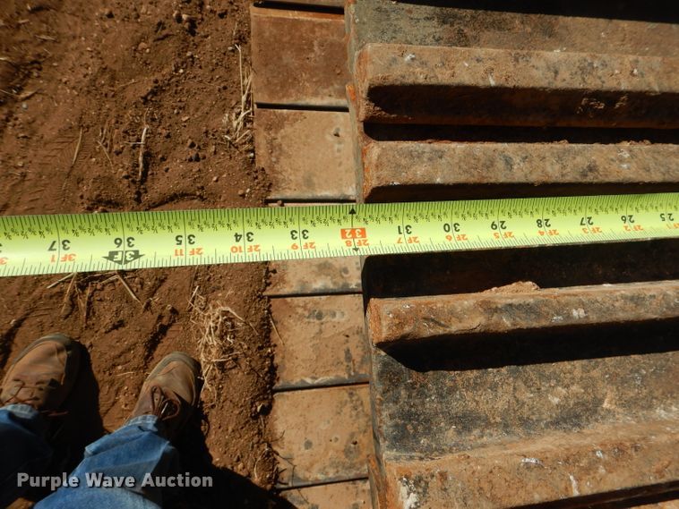 image for item DJ8809 2013 Caterpillar 329E L  excavator