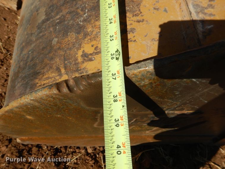 image for item DJ8809 2013 Caterpillar 329E L  excavator