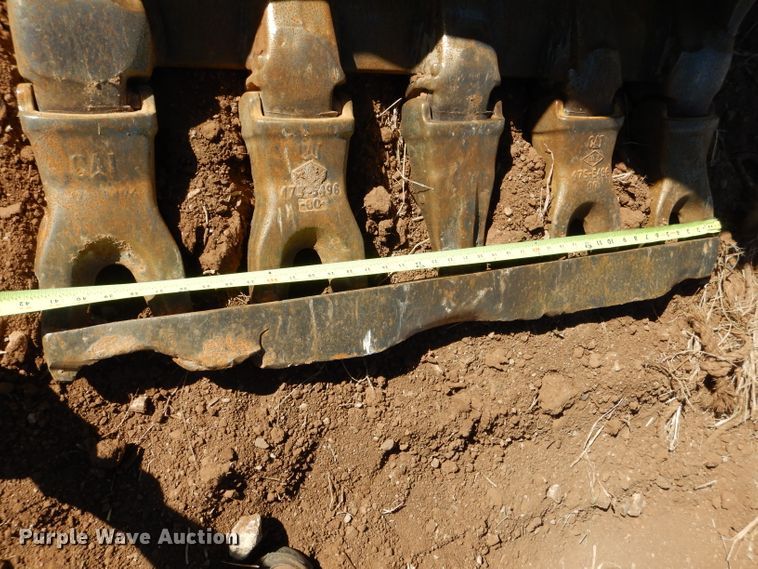 image for item DJ8809 2013 Caterpillar 329E L  excavator