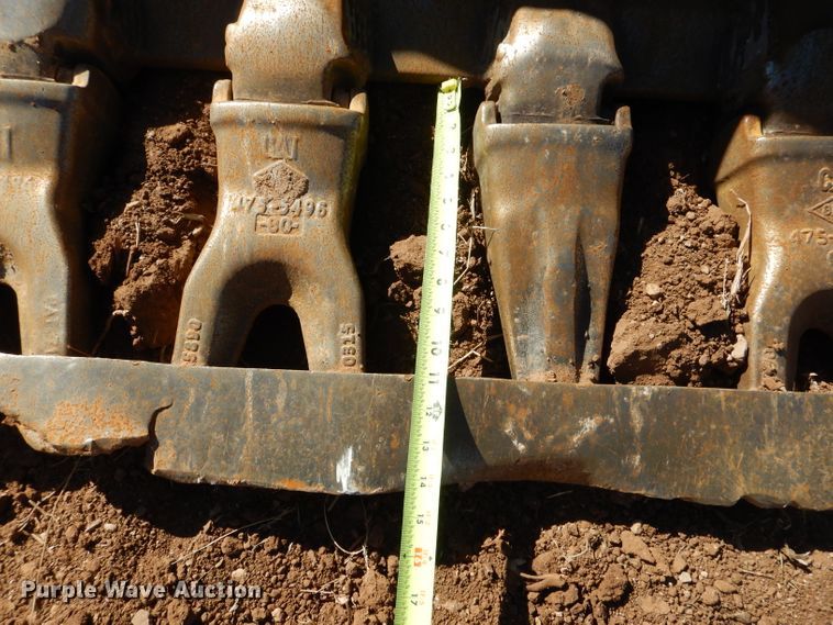 image for item DJ8809 2013 Caterpillar 329E L  excavator