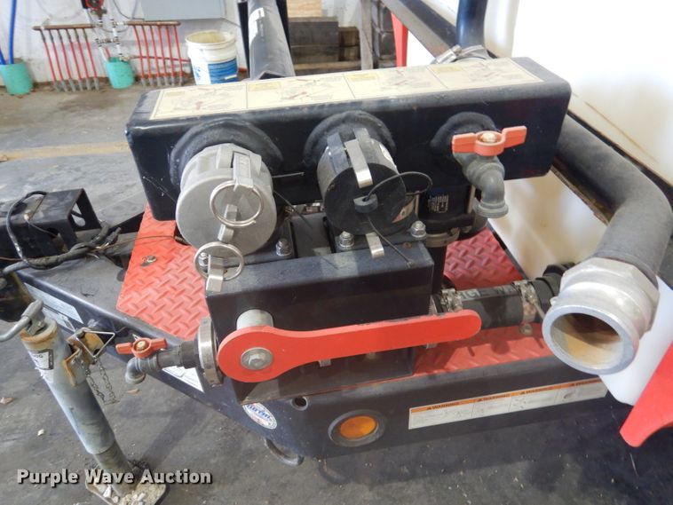 image for item DY9608 Multiquip WT5 tank trailer