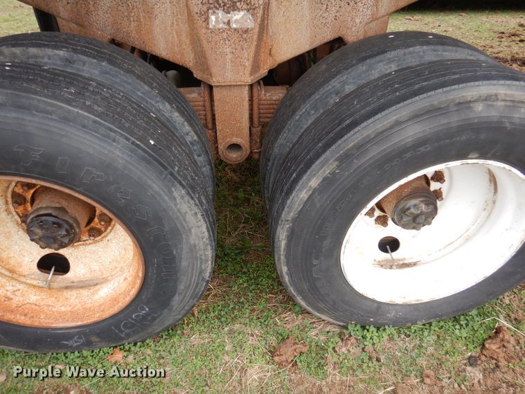 image for item DY9635 1983 Hobbs end dump trailer