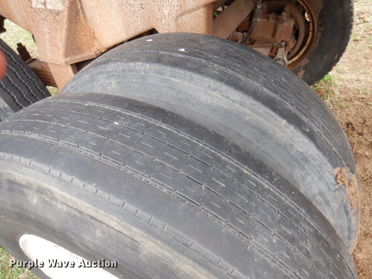 image for item DY9635 1983 Hobbs end dump trailer