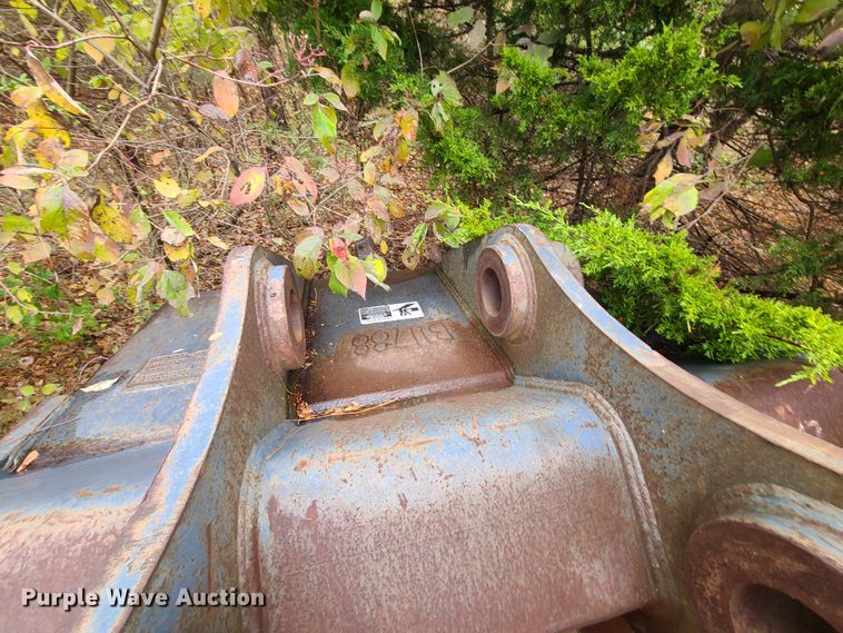 image for item EL9562 Hensley 54"W excavator bucket