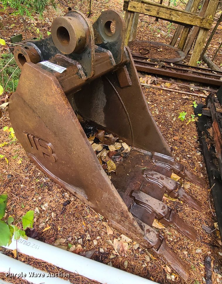 image for item EL9563 WB 18"W excavator bucket