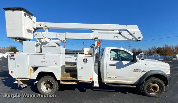image for item EL9579 2014 Dodge Ram 5500  bucket truck