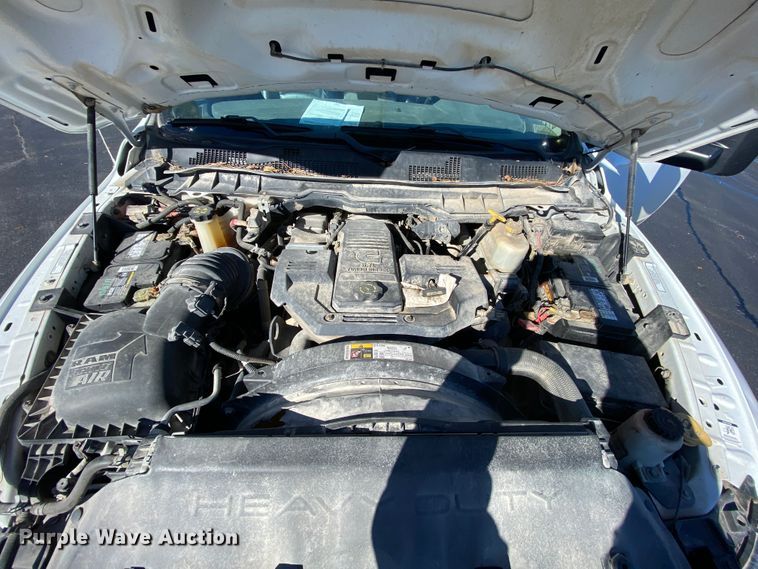 image for item EL9579 2014 Dodge Ram 5500  bucket truck