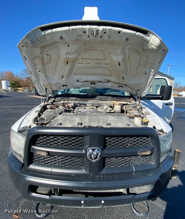 image for item EL9579 2014 Dodge Ram 5500  bucket truck