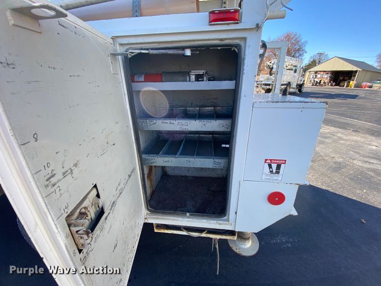 image for item EL9579 2014 Dodge Ram 5500  bucket truck