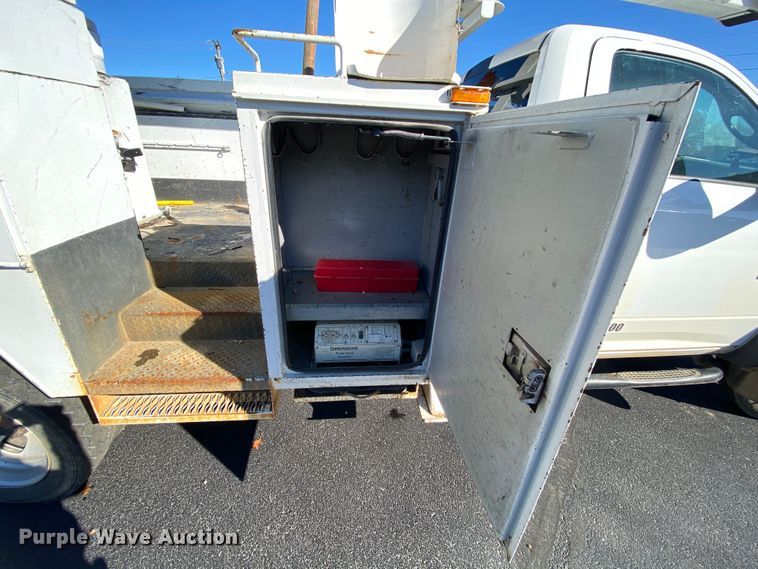 image for item EL9579 2014 Dodge Ram 5500  bucket truck