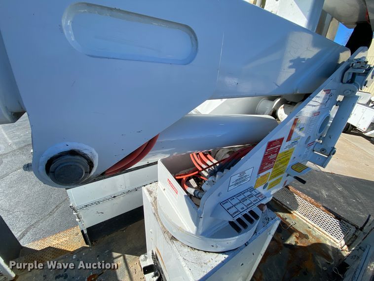 image for item EL9579 2014 Dodge Ram 5500  bucket truck