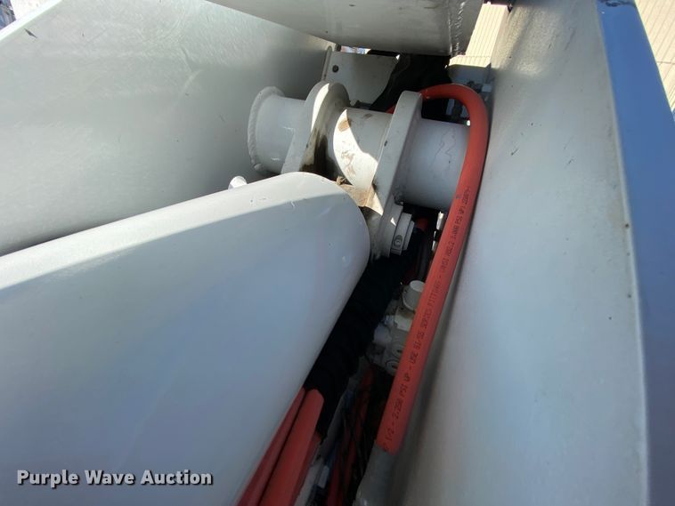 image for item EL9579 2014 Dodge Ram 5500  bucket truck