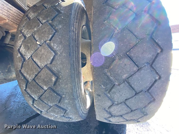 image for item EL9579 2014 Dodge Ram 5500  bucket truck