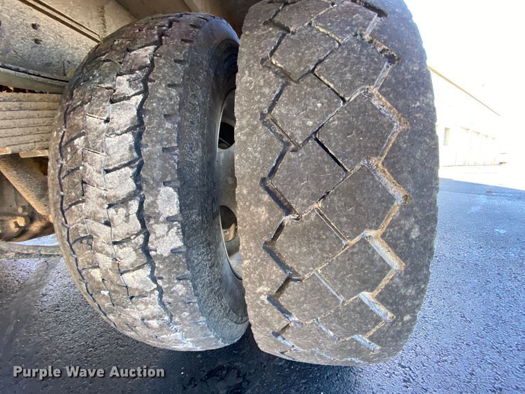 image for item EL9579 2014 Dodge Ram 5500  bucket truck