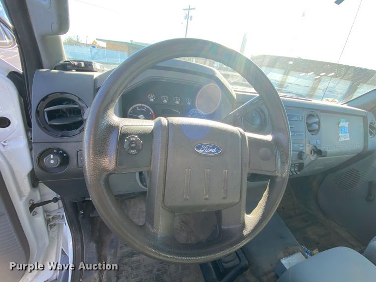 image for item EL9580 2016 Ford F550 Super Duty  bucket truck