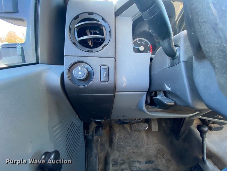 image for item EL9580 2016 Ford F550 Super Duty  bucket truck