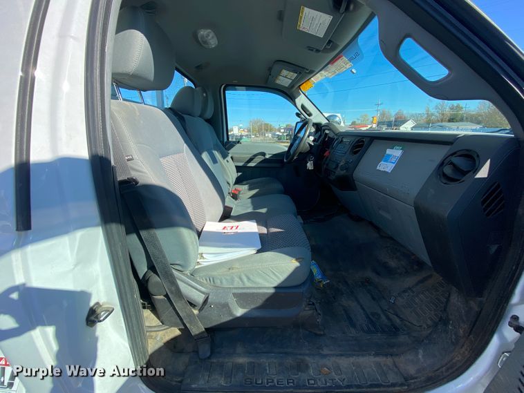 image for item EL9580 2016 Ford F550 Super Duty  bucket truck