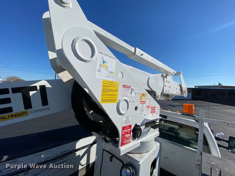 image for item EL9580 2016 Ford F550 Super Duty  bucket truck