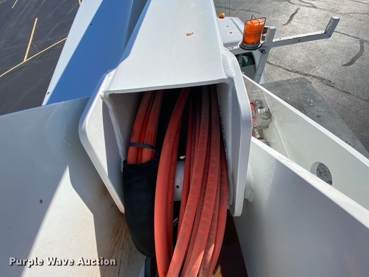 image for item EL9580 2016 Ford F550 Super Duty  bucket truck