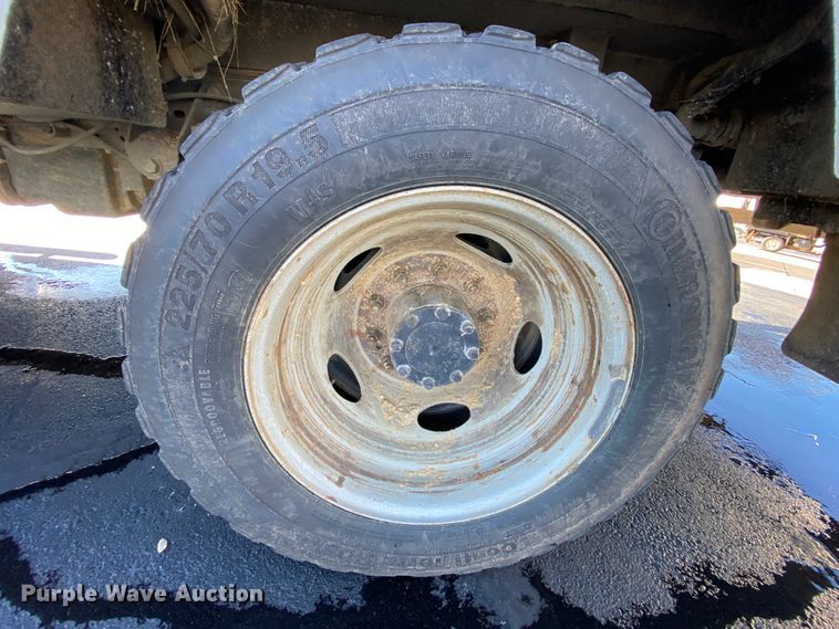 image for item EL9580 2016 Ford F550 Super Duty  bucket truck