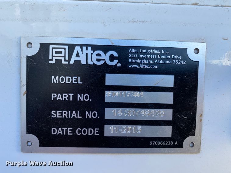 image for item EL9582 2008 International 7400  bucket truck