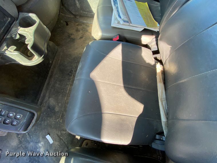 image for item EL9583 2008 International WorkStar 7400  digger derrick truck